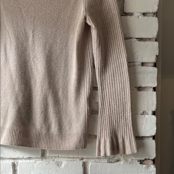 Banana Republic Women's Beige Crew Neck Sweater FILPUCCI - Picture 5 of 9